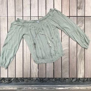 CHARLOTTE RUSSE Green 3 Quarter Sleeve Shirt